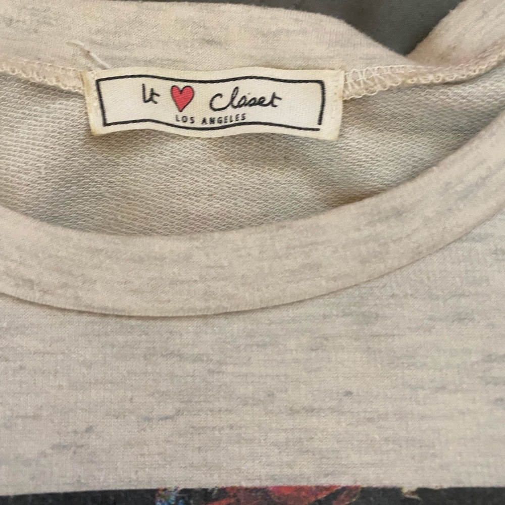 Cute cropped t-shirt